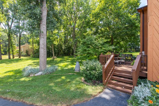 7880 Deerhill Drive, Independence Charter Township, MI 48346