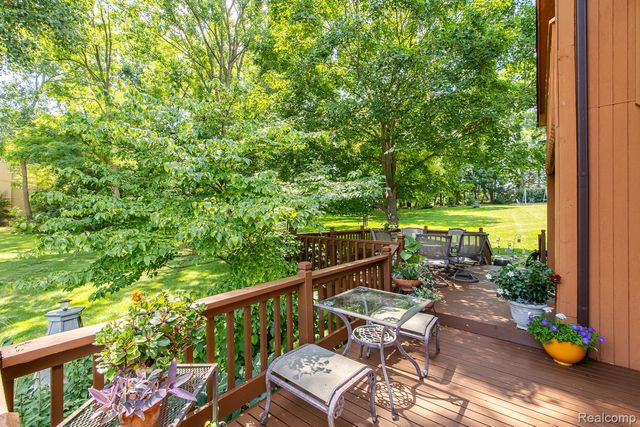 7880 Deerhill Drive, Independence Charter Township, MI 48346