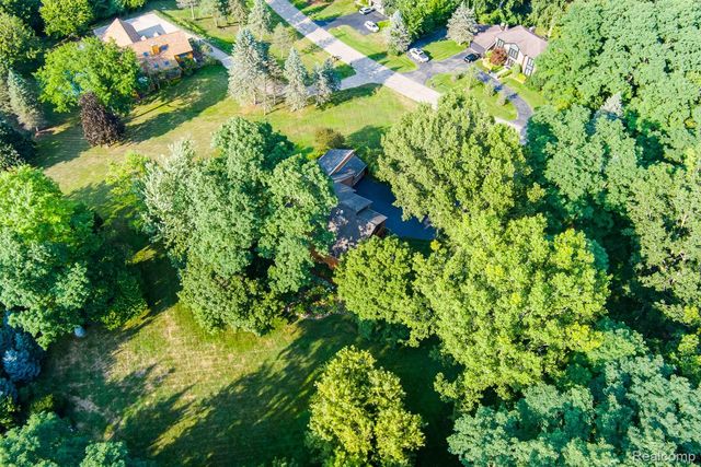 7880 Deerhill Drive, Independence Charter Township, MI 48346