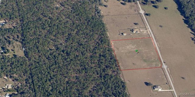 11230 S Brightstar Avenue, Floral City, FL 34436