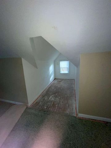 9167 Grandmont Avenue, Detroit, MI 48228