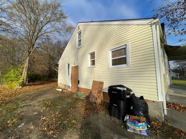 9167 Grandmont Avenue, Detroit, MI 48228