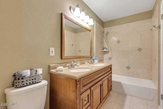 6829 E OSBORN Road A, Scottsdale, AZ 85251