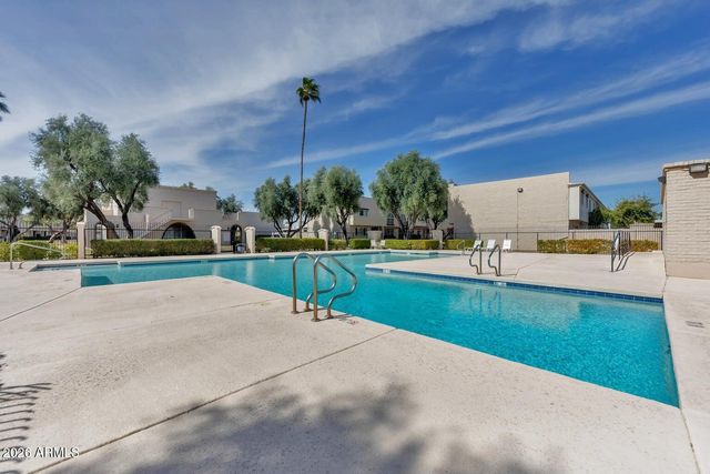 6829 E OSBORN Road A, Scottsdale, AZ 85251