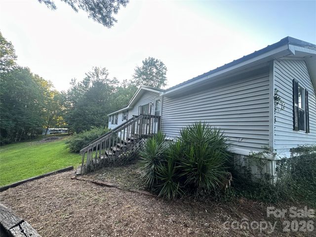 69 Woodmont Drive, Nebo, NC 28761