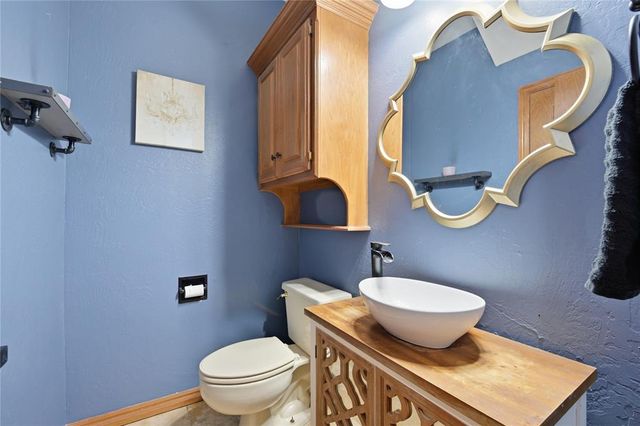 1 N Crosstimber Trail, Edmond, OK 73034