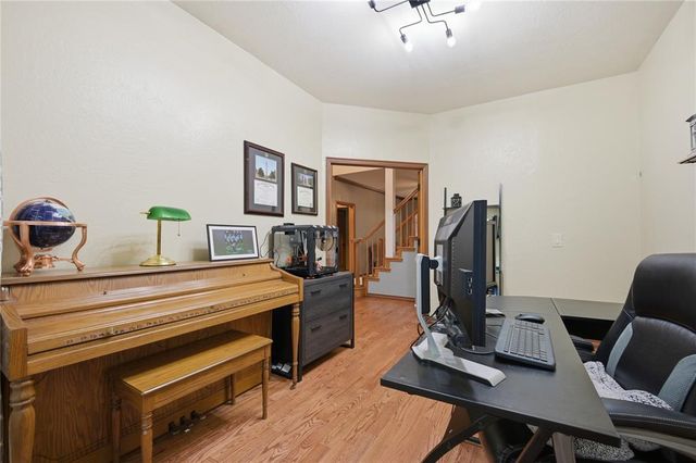 1 N Crosstimber Trail, Edmond, OK 73034