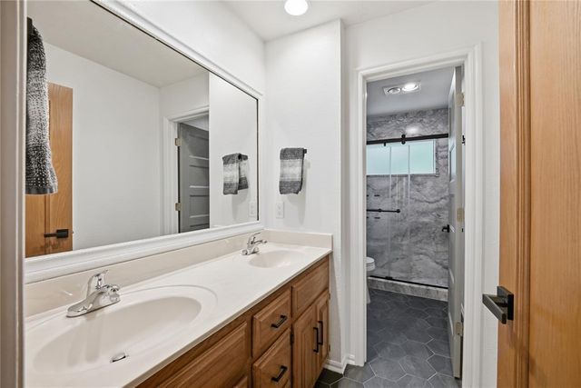 1 N Crosstimber Trail, Edmond, OK 73034