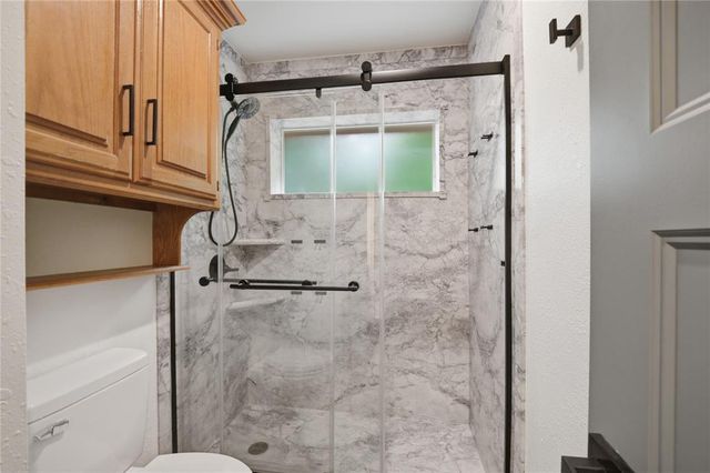 1 N Crosstimber Trail, Edmond, OK 73034