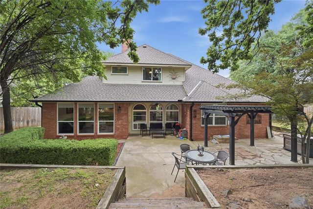 1 N Crosstimber Trail, Edmond, OK 73034