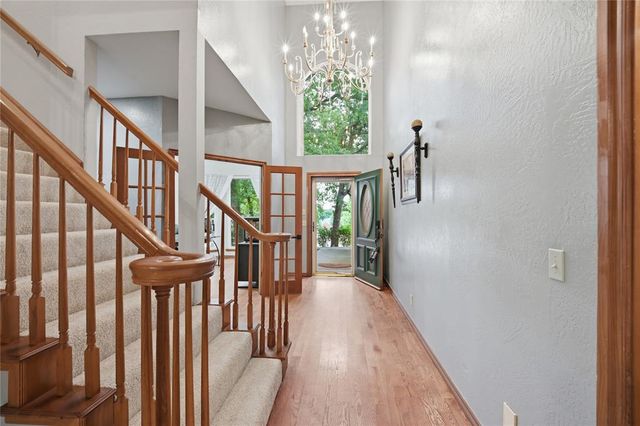 1 N Crosstimber Trail, Edmond, OK 73034