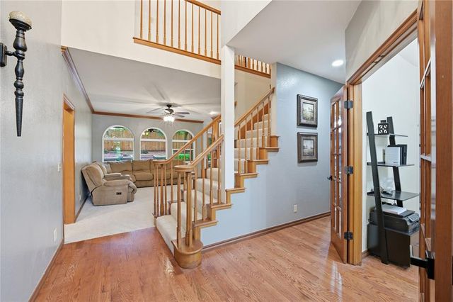 1 N Crosstimber Trail, Edmond, OK 73034