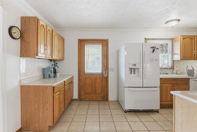 228 HUBBARD Road, Council Bluffs, IA 51503