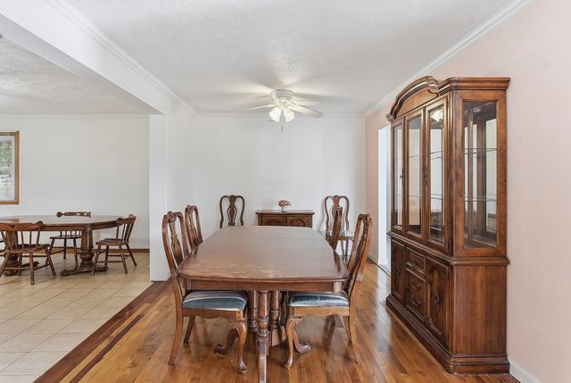 228 HUBBARD Road, Council Bluffs, IA 51503