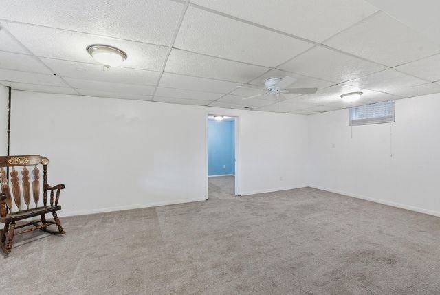 228 HUBBARD Road, Council Bluffs, IA 51503