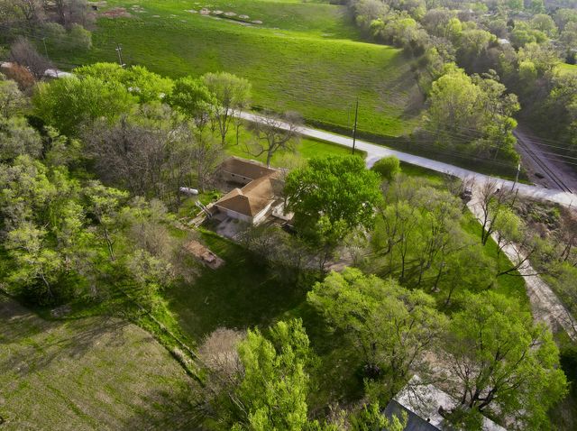228 HUBBARD Road, Council Bluffs, IA 51503
