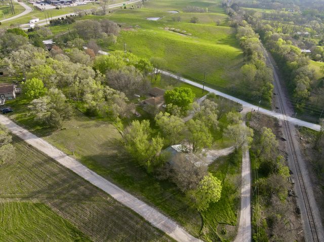 228 HUBBARD Road, Council Bluffs, IA 51503