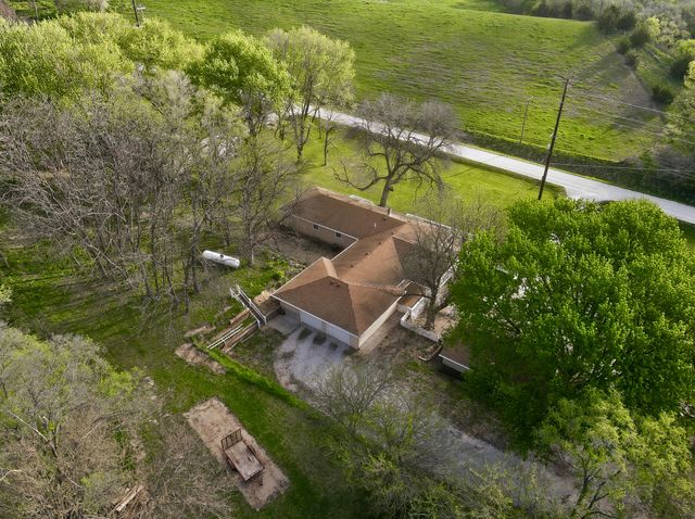 228 HUBBARD Road, Council Bluffs, IA 51503