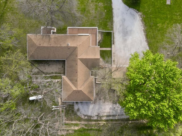 228 HUBBARD Road, Council Bluffs, IA 51503