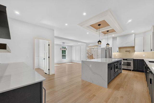 23 Lantern Ln, Arlington, MA 02474