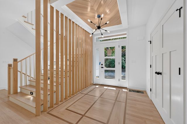 23 Lantern Ln, Arlington, MA 02474