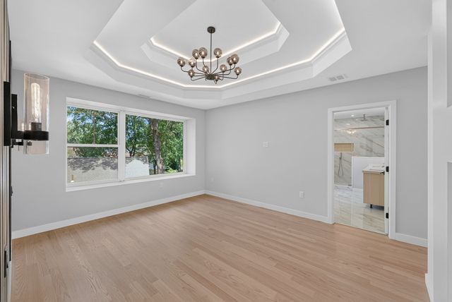 23 Lantern Ln, Arlington, MA 02474