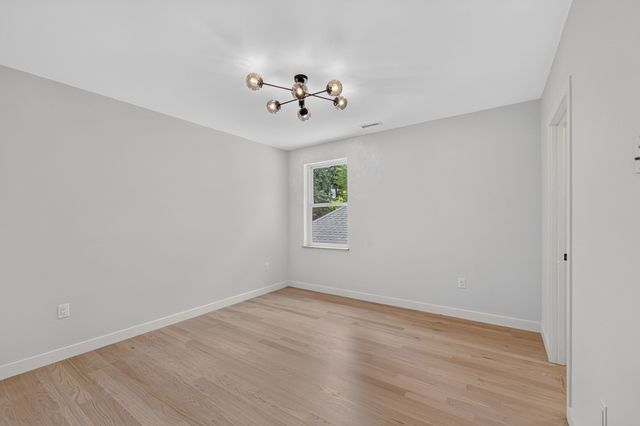23 Lantern Ln, Arlington, MA 02474