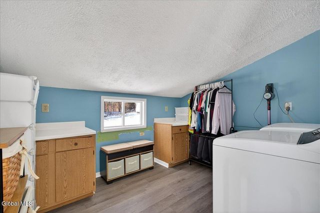 1423 Washout Road, Glenville, NY 12302