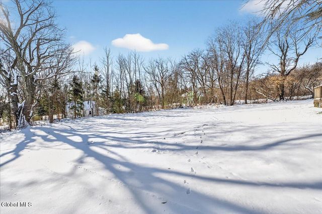 1423 Washout Road, Glenville, NY 12302