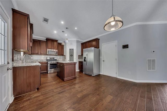 60 Wellsley Lane, Dallas, GA 30132