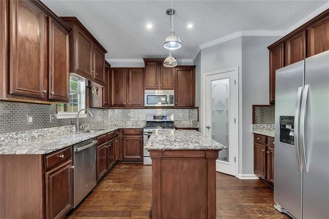 60 Wellsley Lane, Dallas, GA 30132