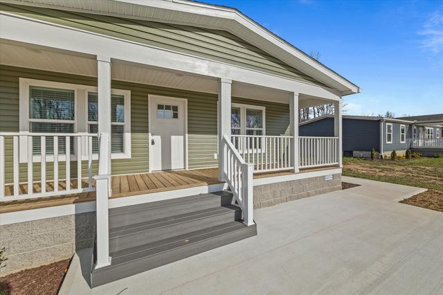 1600 Anna Maria Ln, Cookeville, TN 38501