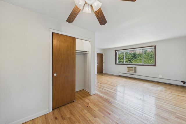 7019 N Ridge Boulevard 3B, Chicago, IL 60645