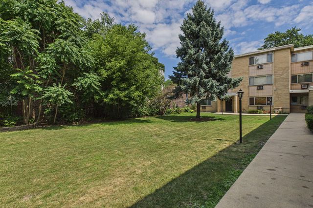 7019 N Ridge Boulevard 3B, Chicago, IL 60645