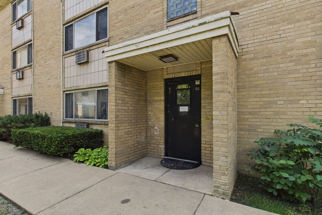 7019 N Ridge Boulevard 3B, Chicago, IL 60645