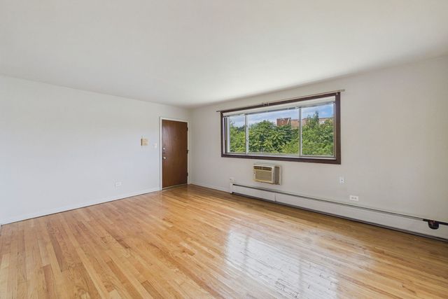 7019 N Ridge Boulevard 3B, Chicago, IL 60645