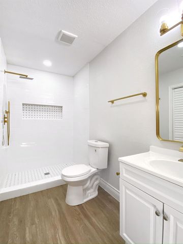 810 Avenue D, South Houston, TX 77587