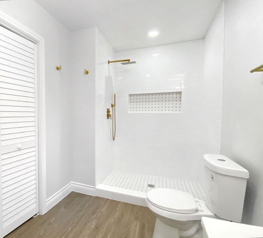 810 Avenue D, South Houston, TX 77587