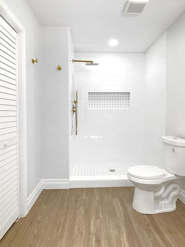 810 Avenue D, South Houston, TX 77587