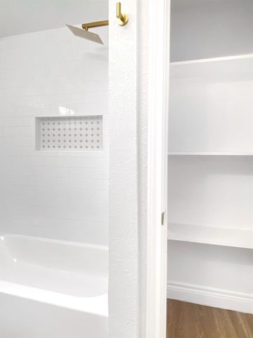 810 Avenue D, South Houston, TX 77587