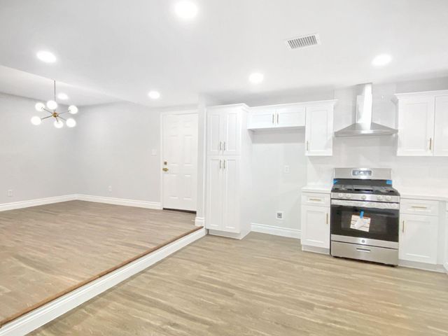 810 Avenue D, South Houston, TX 77587