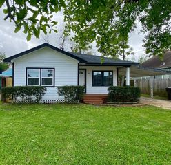 810 Avenue D, South Houston, TX 77587