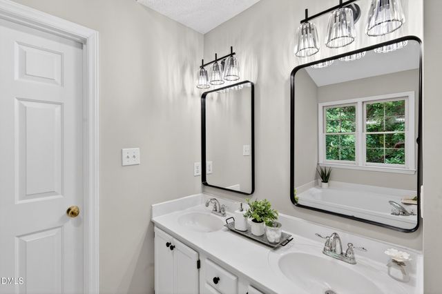 127 Maldon Drive, Cary, NC 27513