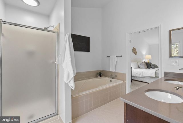 7 CLIFFE HILL COURT, Potomac, MD 20854