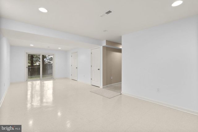 7 CLIFFE HILL COURT, Potomac, MD 20854