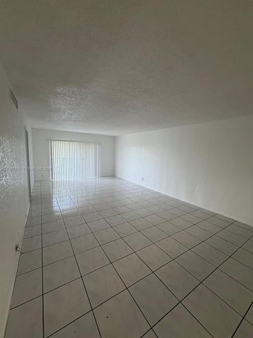 3300 Spanish Moss Ter 412, Lauderhill, FL 33319