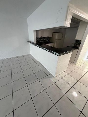 3300 Spanish Moss Ter 412, Lauderhill, FL 33319