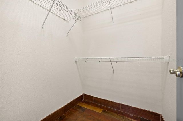 9484 WALNUT CREST DRIVE, Orlando, FL 32832