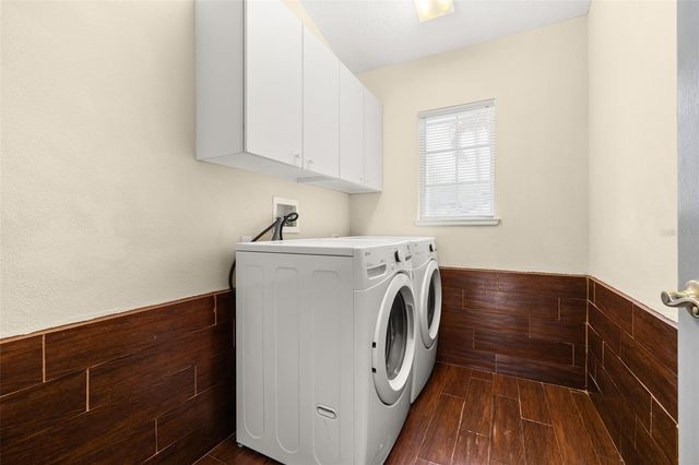 9484 WALNUT CREST DRIVE, Orlando, FL 32832