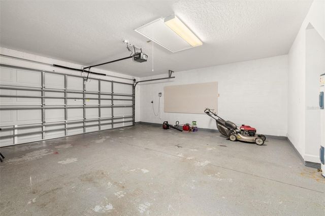 9484 WALNUT CREST DRIVE, Orlando, FL 32832